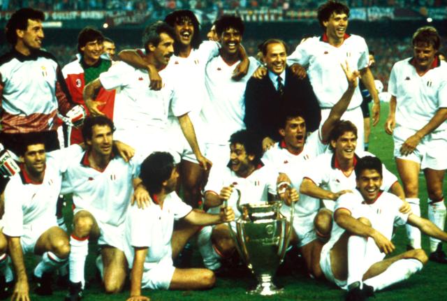 Silvio Berlusconi, il presidente più vincente della storia del Milan e del calcio mondiale (foto Lapresse) Silvio Berlusconi, il presidente più vincente della storia del Milan e del calcio mondiale (foto Lapresse)