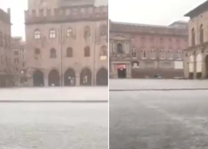 Maltempo in Emilia Romagna, Bologna come un fiume in piena: immagini choc