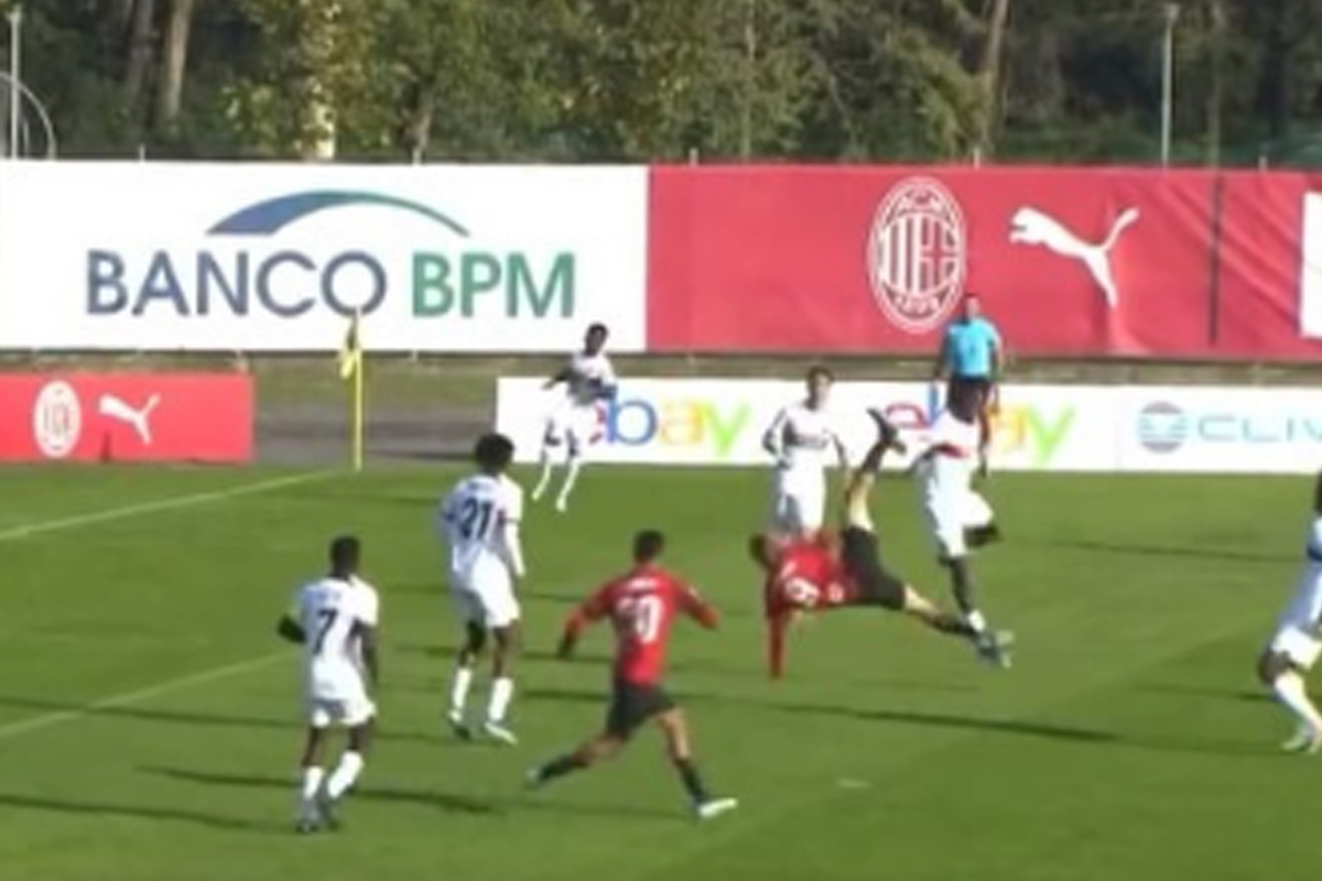 camarda gol rovesciata milan psg youth league