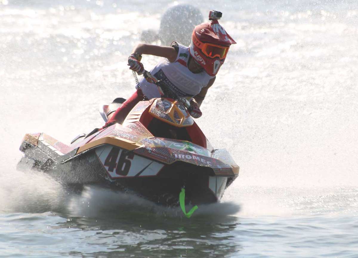 Il campionato moto d'acqua fa tappa a Fiumicino Il campionato moto d'acqua fa tappa a Fiumicino