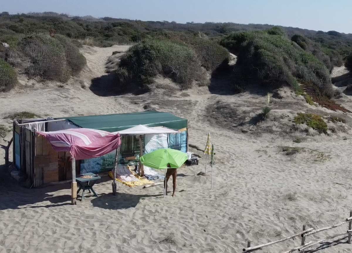 Nudisti a Capocotta Nudisti a Capocotta