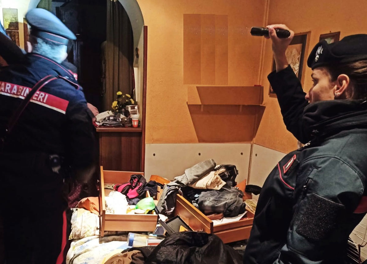 Blitz dei carabinieri a Tor Pignattara e al Pigneto Blitz dei carabinieri a Tor Pignattara e al Pigneto