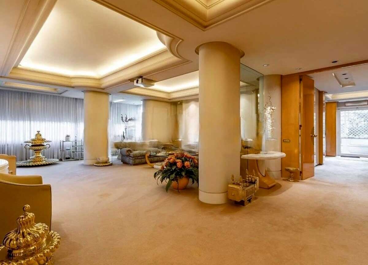 Il salone di casa Carrà Il salone di casa Carrà