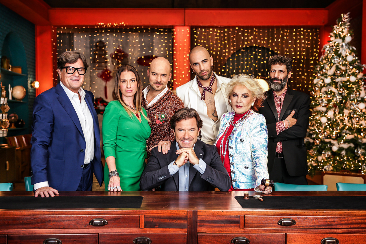 Cash or Trash Xmas edition Cast