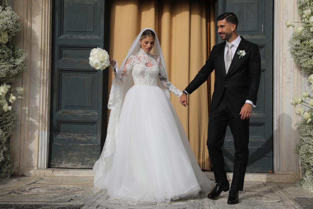 Il matrimonio tra Chiara Nasti e Mattia Zaccagni (foto Ipa) Il matrimonio tra Chiara Nasti e Mattia Zaccagni (foto Ipa)