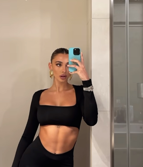 Il selfie di Chiara Frattesi sorella di Davide campione dell'Inter di Simone Inzaghi (Instagram chiarafrattesiii)