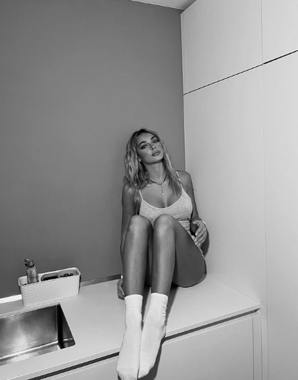 Chiara Fratteli, foto in bianco nero spettacolare (Instagram chiarafrattesiii) Chiara Fratteli, foto in bianco nero spettacolare (Instagram chiarafrattesiii)