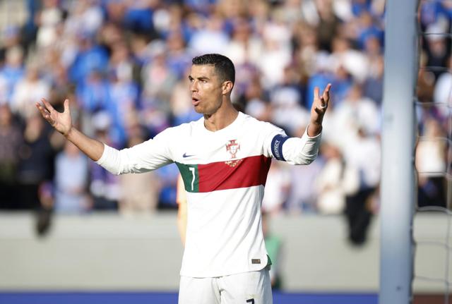 Cristiano Ronaldo (foto Lapresse) Cristiano Ronaldo (foto Lapresse)