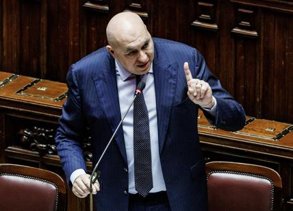 Crosetto chiama i riservisti, italiani silenti contro il "reset armato"