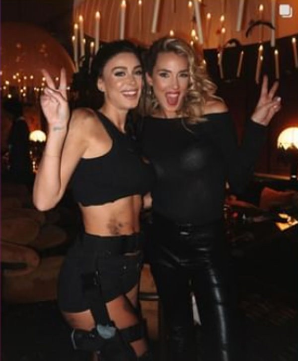 Diletta Leotta e Alice Campello alla festa di Halloween di Chiara Ferragni (Instagram dilettaleotta) Diletta Leotta e Alice Campello alla festa di Halloween di Chiara Ferragni (Instagram dilettaleotta)