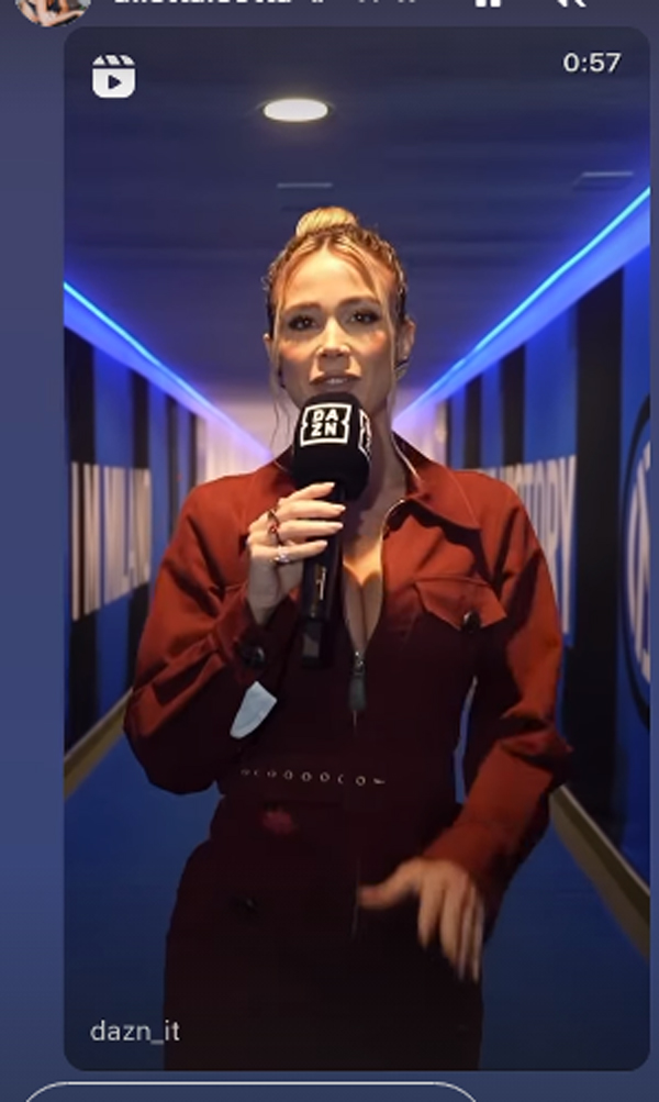 Diletta Leotta inviata di Dazn a San Siro per Inter-Roma (Instagram dilettaleotta) Diletta Leotta inviata di Dazn a San Siro per Inter-Roma (Instagram dilettaleotta)