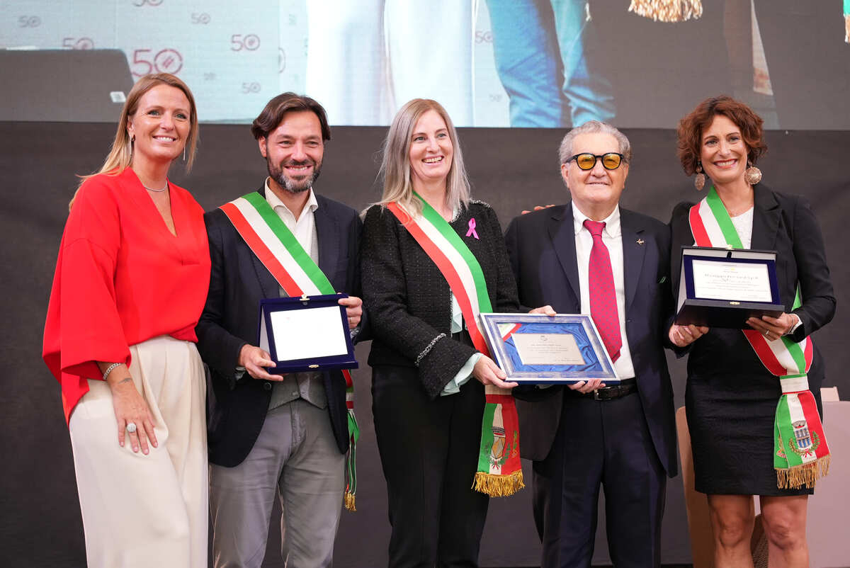 Pro-Gest festeggia il suo 50esimo anniversario: "Il Futuro è carta" Pro-Gest festeggia il suo 50esimo anniversario: "Il Futuro è carta"