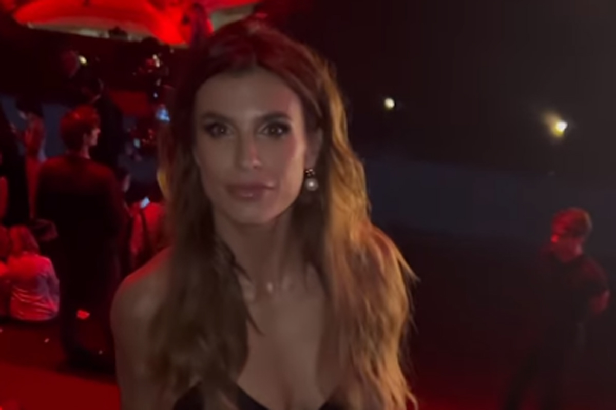 Elisabetta Canalis, star al Pitti Uomo di Firenze (Instagram littlecrumb_) Elisabetta Canalis, star al Pitti Uomo di Firenze (Instagram littlecrumb_)