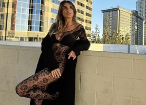 Tutina aderentissima (curve pericolose) o sexy body in palestra? Le foto