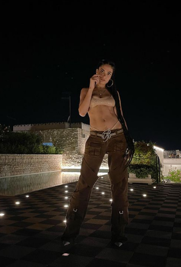Elodie (Instagram elodie) Elodie (Instagram elodie)