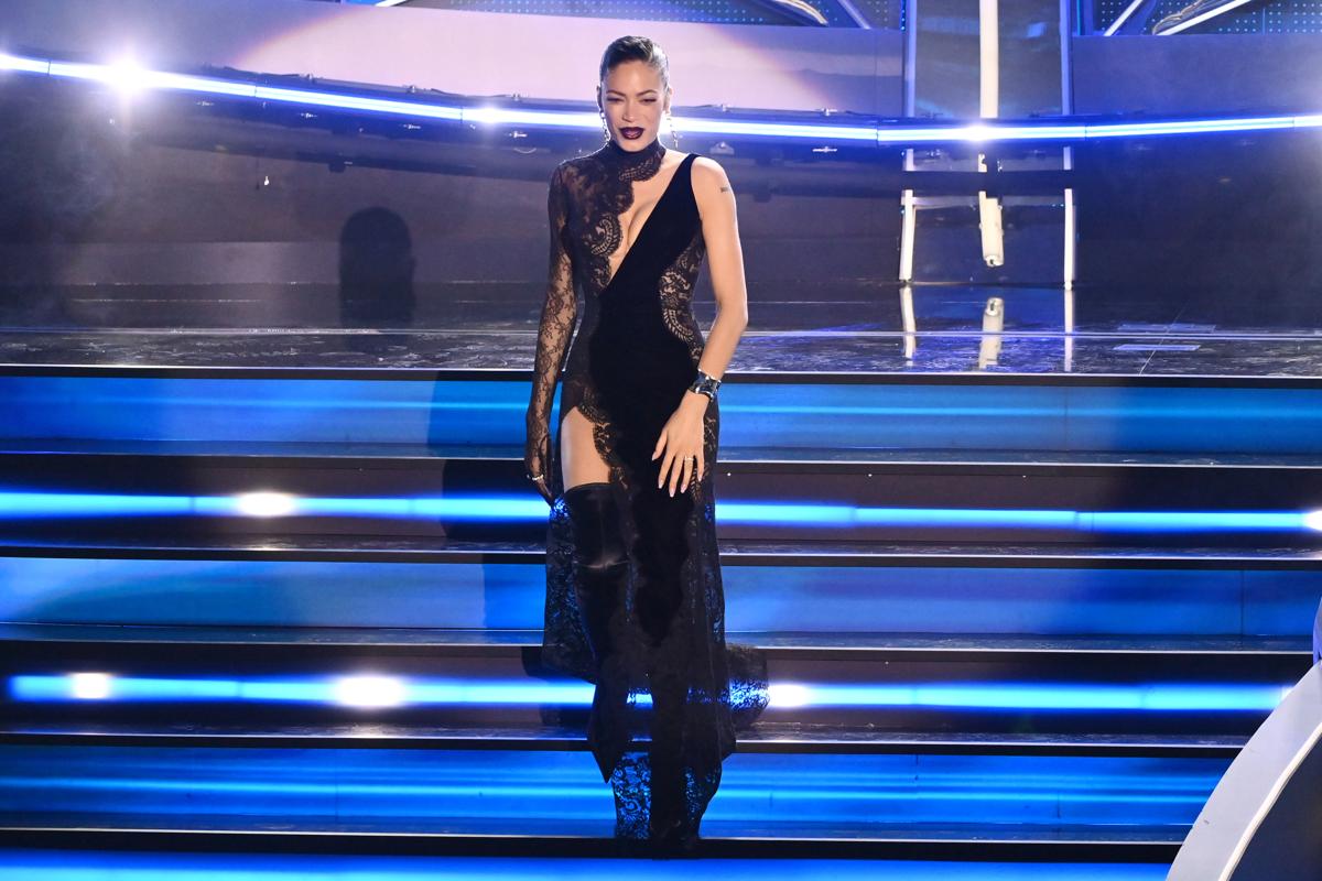 Elodie alla serata finale di Sanremo 29023 (foto Lapresse) Elodie alla serata finale di Sanremo 29023 (foto Lapresse)