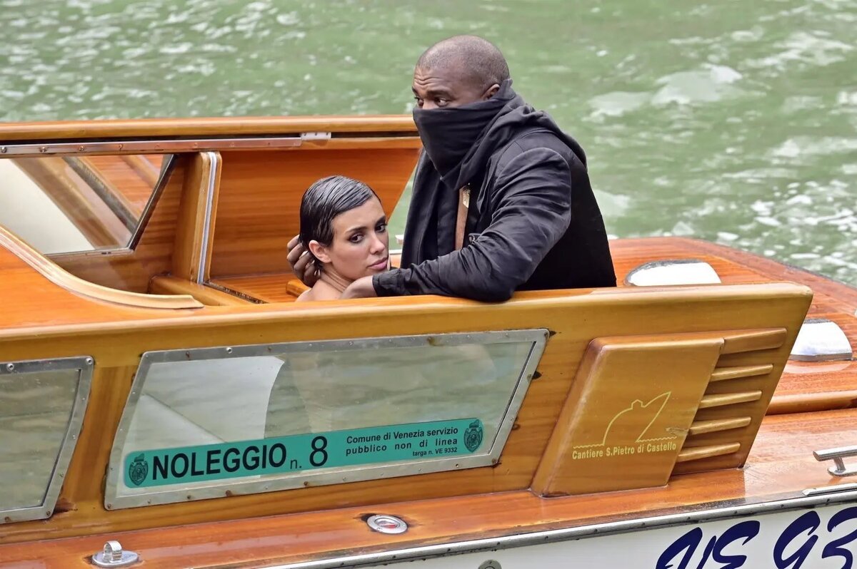 Kanye West e Bianca Censori a Venezia Kanye West e Bianca Censori a Venezia