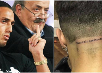 Fabrizio Corona omaggia Costanzo con un tatuaggio: "Maestro mio"
