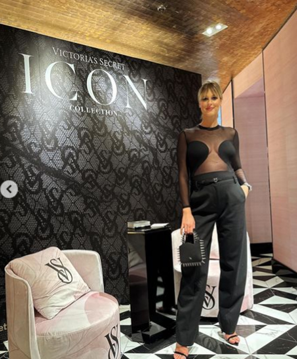 Federica Pellegrini all'evento di Victoria's Secret (Instagram kikkafede88) Federica Pellegrini all'evento di Victoria's Secret (Instagram kikkafede88)