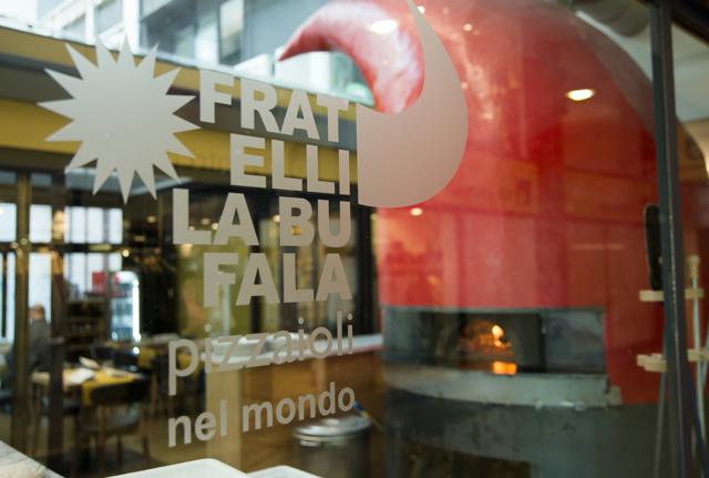 Fratelli La Bufala celebra 20 anni di attività con una grande festa aperta al pubblico nella sede di Milano San Babila il prossimo 8 giugno Fratelli La Bufala celebra 20 anni di attività con una grande festa aperta al pubblico nella sede di Milano San Babila il prossimo 8 giugno