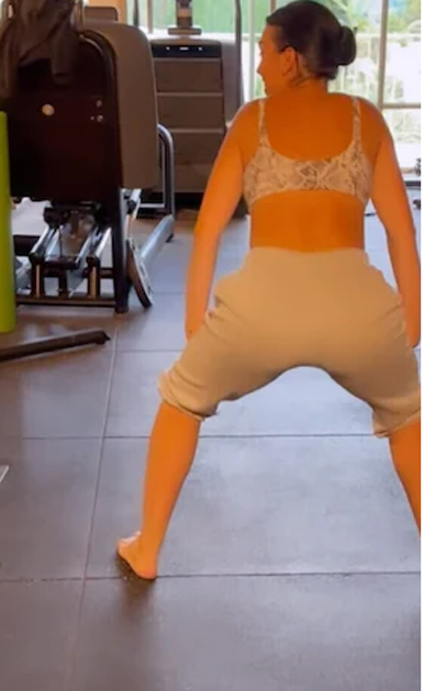 Georgina Rodriguez a lezione di twerking (Instagram georginagio) Georgina Rodriguez a lezione di twerking (Instagram georginagio)