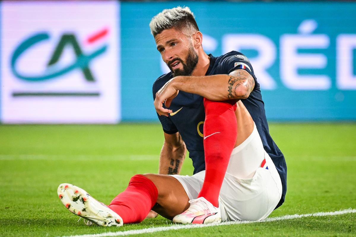 Milan, ansia Giroud: distorsione alla caviglia con la Francia Milan, ansia Giroud: distorsione alla caviglia con la Francia