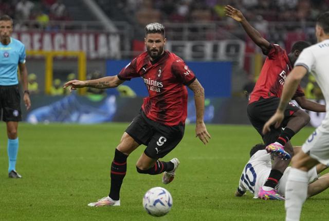 Olivier Giroud (foto Lapresse) Olivier Giroud (foto Lapresse)