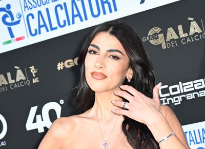 Giulia Salemi scollatura gala del calcio