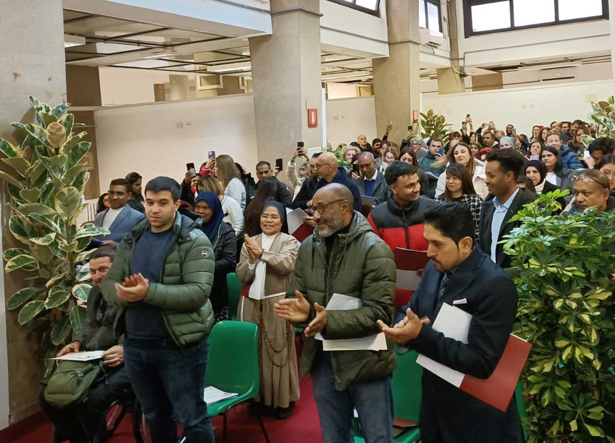 Giuramento a Roma per la cittadinanza italiana Giuramento a Roma per la cittadinanza italiana