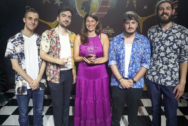 L’Accademia della Stella, i vincitori con Claudia Ferrari, (Responsabile Marketing Salumi Negroni) L’Accademia della Stella, i vincitori con Claudia Ferrari, (Responsabile Marketing Salumi Negroni)