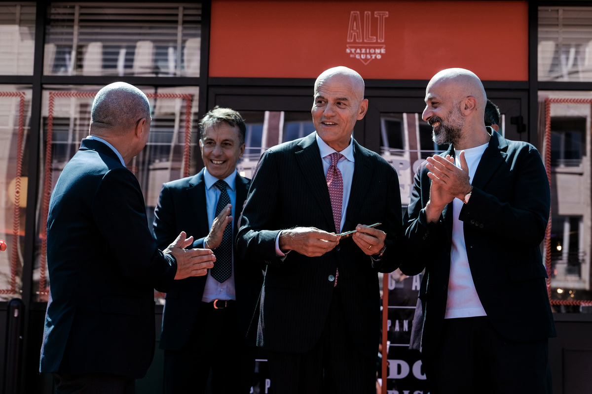 CLAUDIO DESCALZI AMMINISTRATORE DELEGATO ENI, NIKO ROMITO CUOCO E IMPRENDITORE CLAUDIO DESCALZI AMMINISTRATORE DELEGATO ENI, NIKO ROMITO CUOCO E IMPRENDITORE
