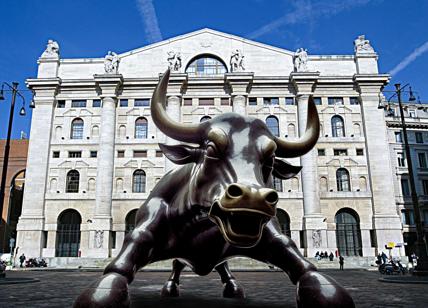 Borse europee piatte, Milano debole (-0,15%). Spread crolla sotto i 170 punti