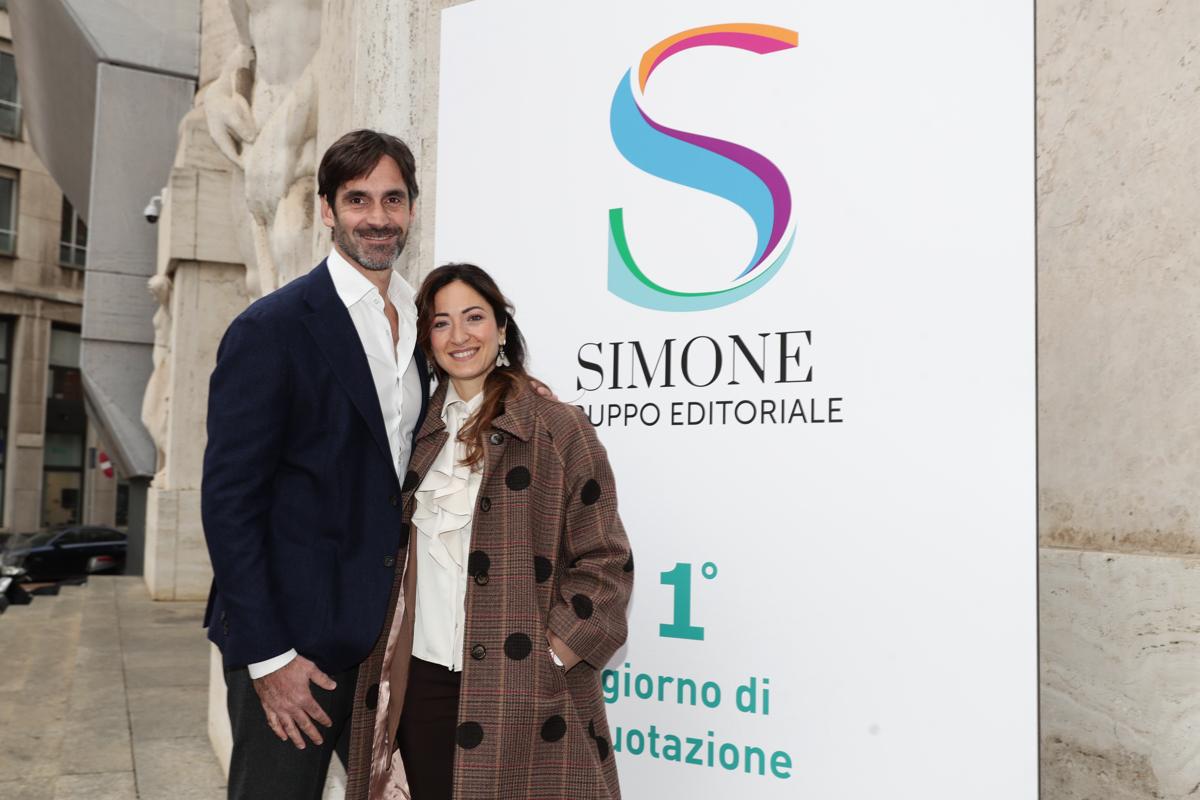 Simone Editore debutta in Borsa: raccolti 3 milioni di euro Simone Editore debutta in Borsa: raccolti 3 milioni di euro