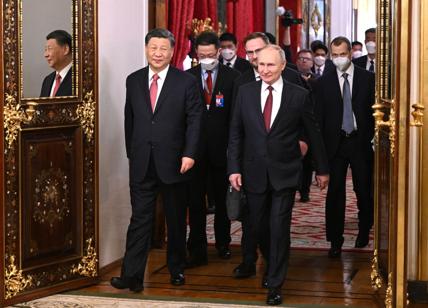 Telefonata Putin-Xi, asse contro gli Usa: "Vogliono contenere la nostra forza"