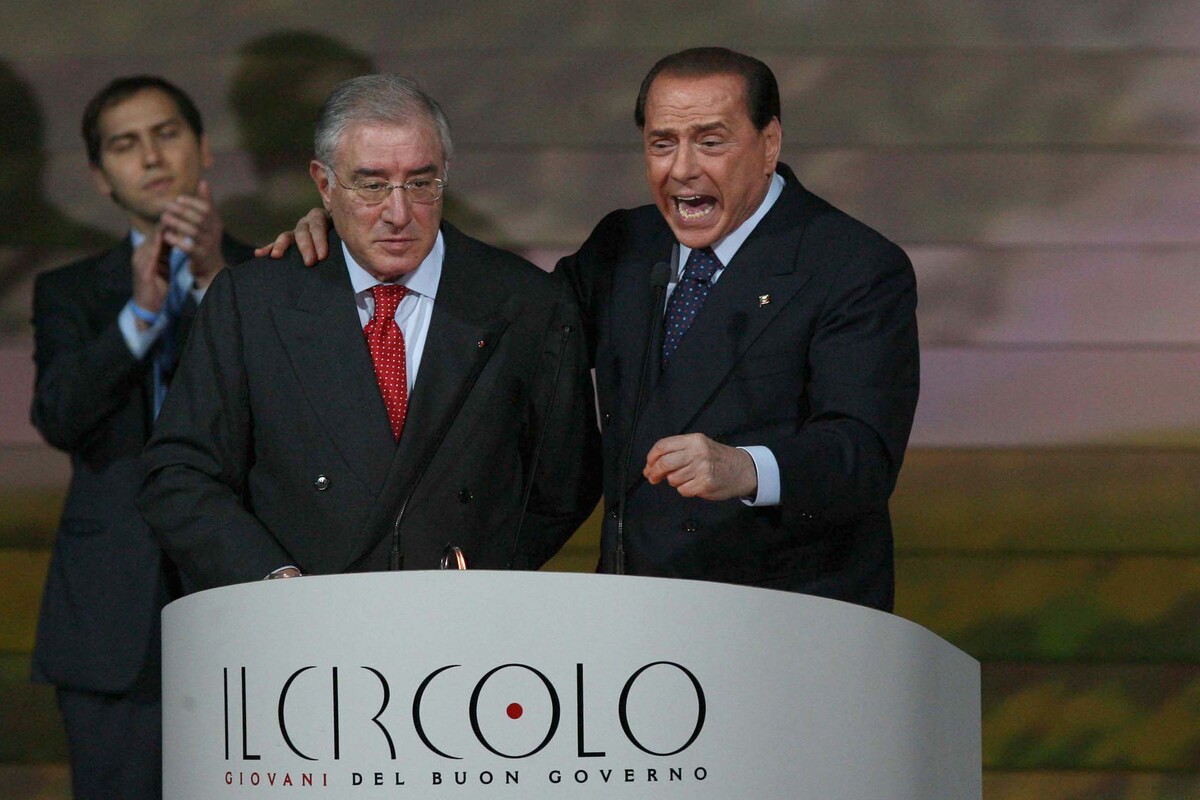 “Who gives grace to Dell’Utri at the Quirinale”.  Berlusconi and the race for Colle