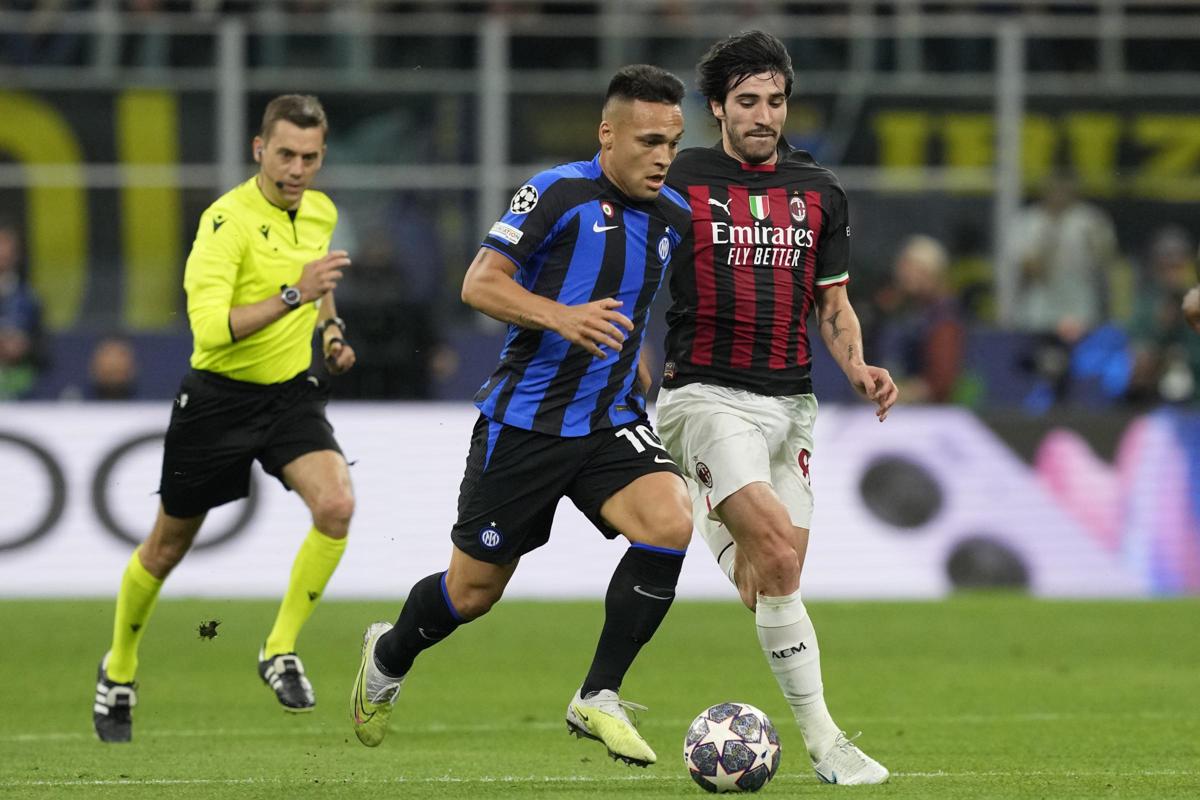 Lautaro Martinez e Tonali protagonisti del derby Inter-Milan che vede i nerazzurri volare in finale di Champions (foto Lapresse) Lautaro Martinez e Tonali protagonisti del derby Inter-Milan che vede i nerazzurri volare in finale di Champions (foto Lapresse)
