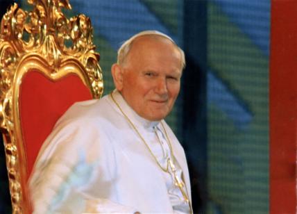 Provano a (ri)uccidere Papa Wojtyla. I misteri del caso Emanuela Orlandi