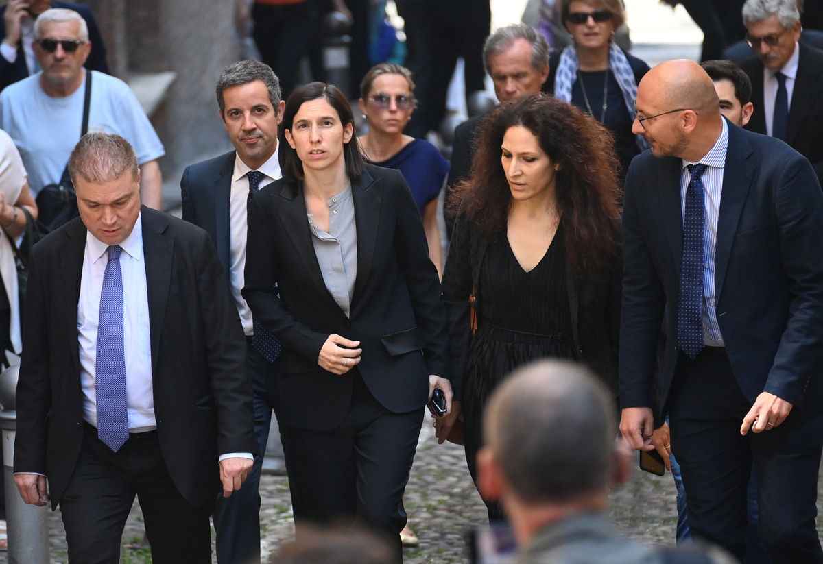Funerale moglie Romano prodi Funerale moglie Romano prodi