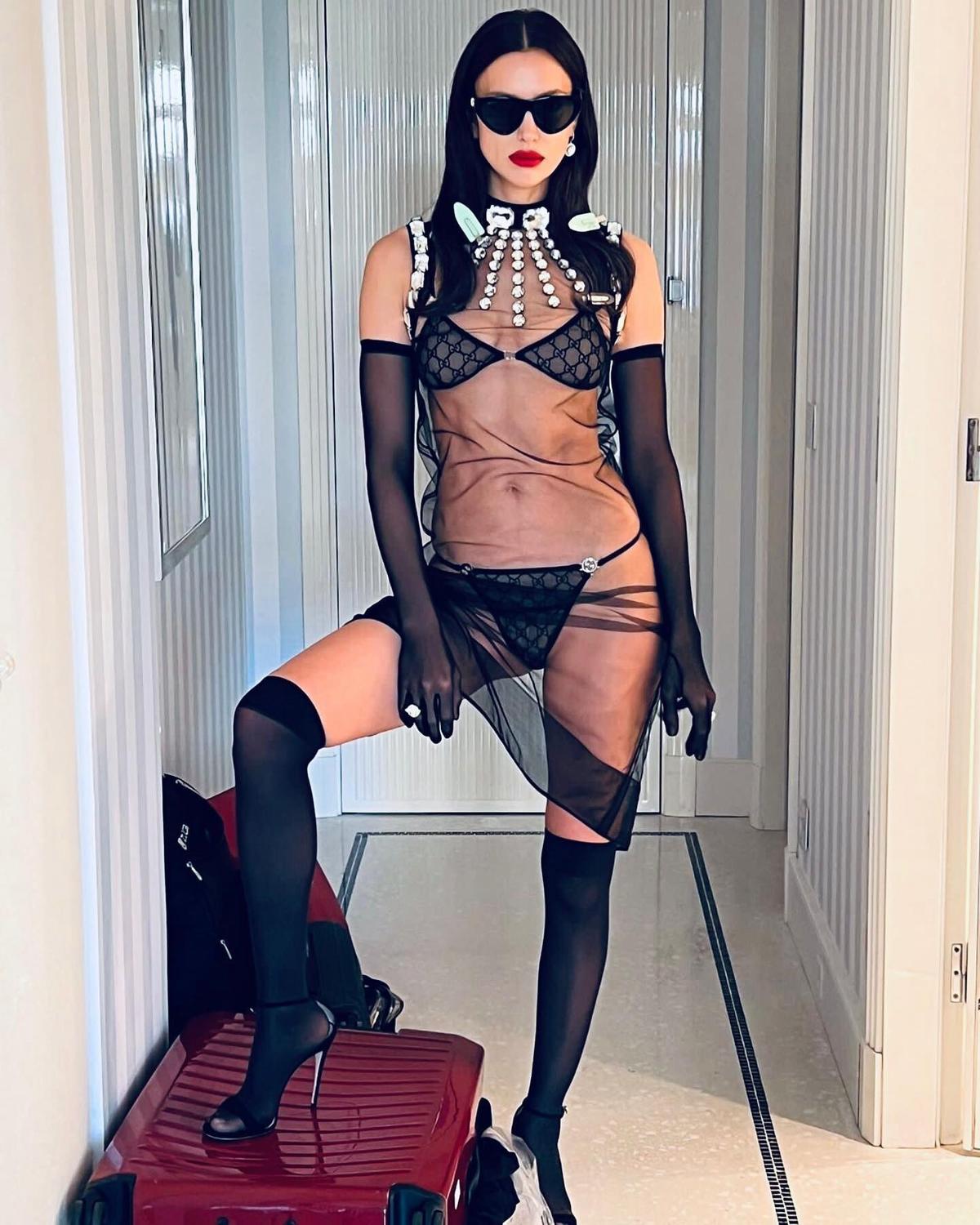 Irina Shayk regina di Cannes 2023 (foto Ipa) Irina Shayk regina di Cannes 2023 (foto Ipa)