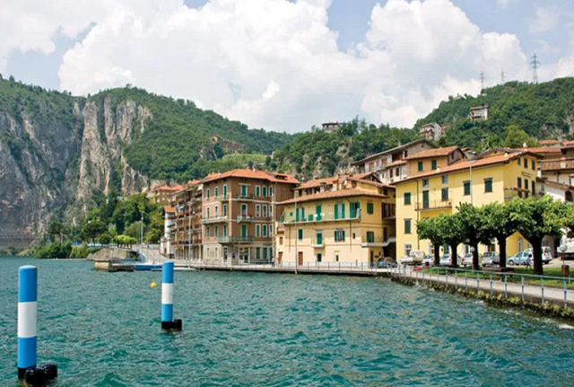 Lago d'Iseo Lago d'Iseo