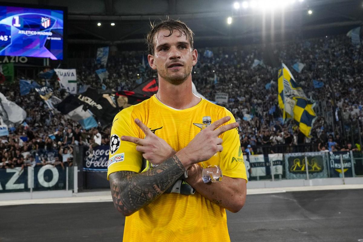 La festa di Ivan Provedel dopo il gol (foto Lapresse) La festa di Ivan Provedel dopo il gol (foto Lapresse)