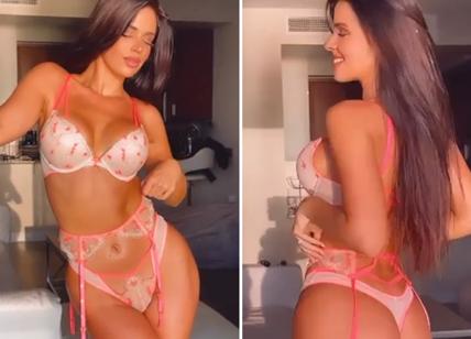 Ivana Knoll is back: gol mondiale in lingerie con Victoria's Secrets. LE FOTO
