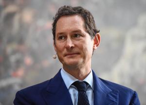 Stellantis, Antonio Filosa in pole per la guida del gruppo? Spunta il nome di un tedesco, ex di Volkswagen. Rumor