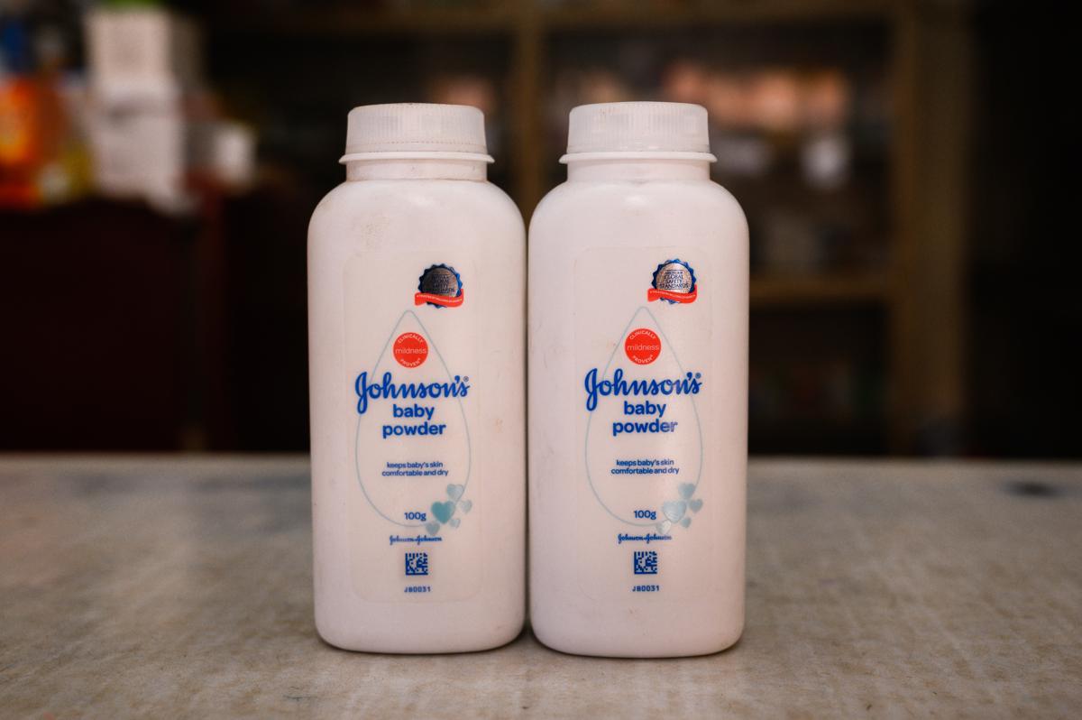 Talc causes cancer, Johnson & Johnson pays 6.5 billion in compensation