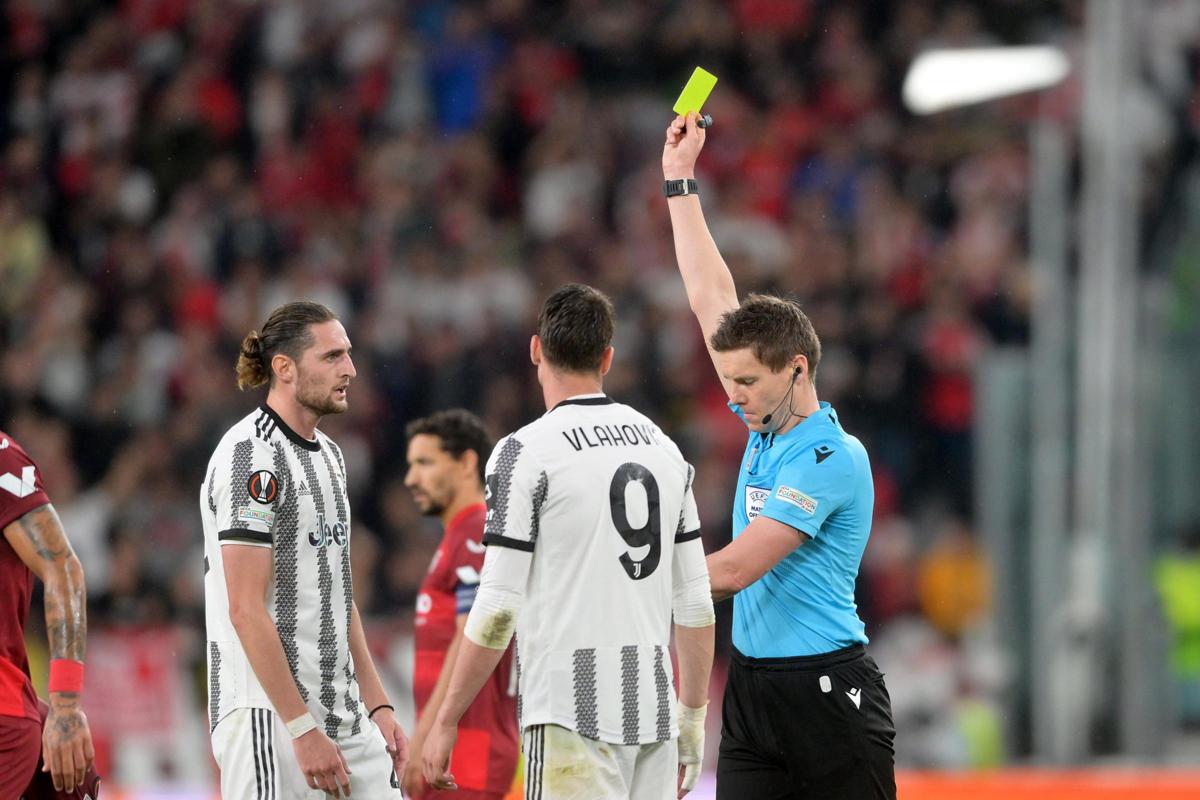 Juventus Uefa Ceferin sting penalties