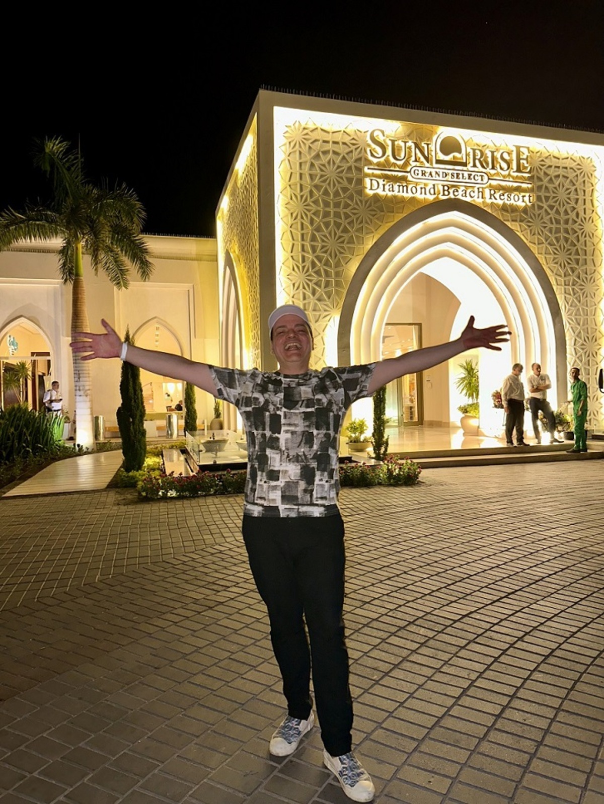 L'ingresso del resort Sunrise Diamond beach di Going a Sharm el Sheikh L'ingresso del resort Sunrise Diamond beach di Going a Sharm el Sheikh
