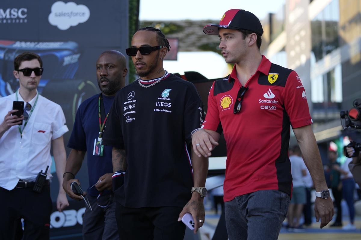 Lewis Hamilton e Cahrles Leclerc (foto Lapresse) Lewis Hamilton e Cahrles Leclerc (foto Lapresse)