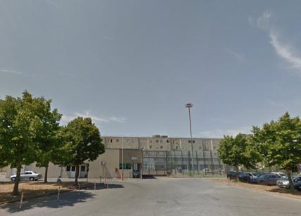 Pestaggi e violenze nel carcere di Viterbo, il Procuratore rinviato a giudizio