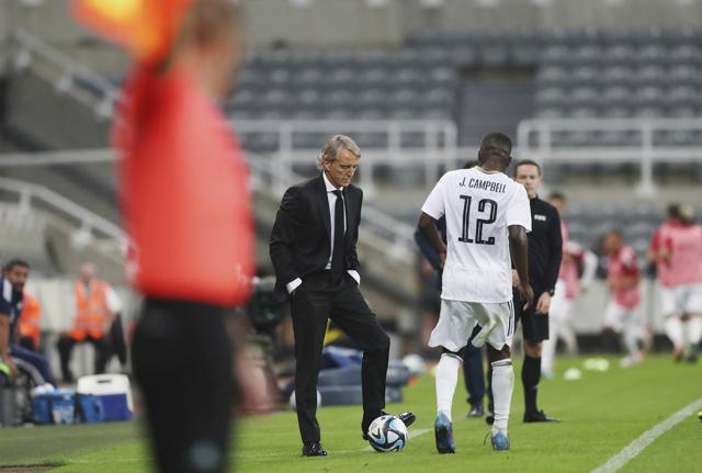 L'Arabia Saudita di Mancini stecca la prima: brutto ko con il Costa Rica (foto Lapresse) L'Arabia Saudita di Mancini stecca la prima: brutto ko con il Costa Rica (foto Lapresse)