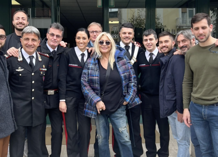 Mara Venier: "Salutami a Silvy". E denuncia i tweet offensivi ai carabinieri